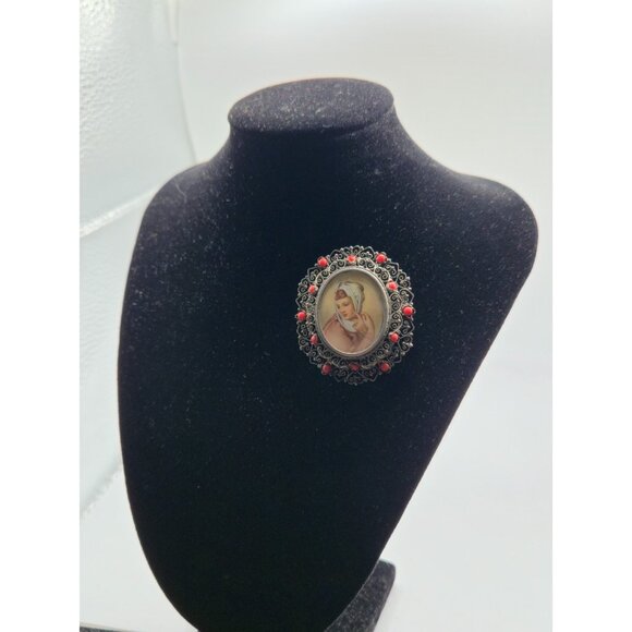 Antique 800 Silver Filigree hand painted Portrait Brooch Natural Coral late 1800 - Picture 5 of 6